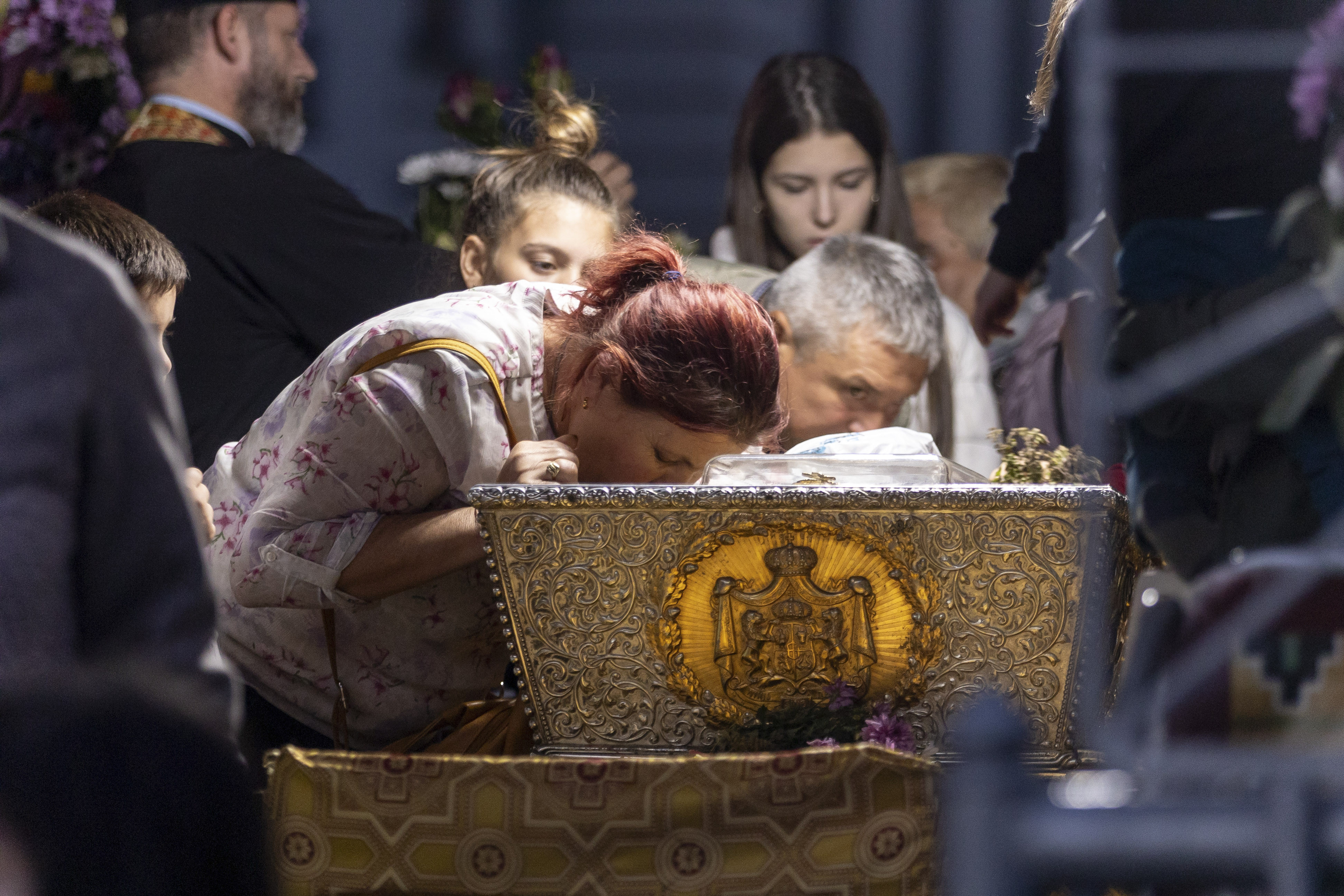 Ce s-a întâmplat cu racla cu moaștele Sfintei Parascheva, după ce 300.000 de oameni au venit în pelerinaj