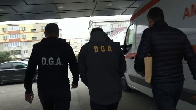 După 11 ore de percheziții la Spitalul din Rădăuți, a urmat o noapte albă la DNA Suceava. „Așa au fost învățați”