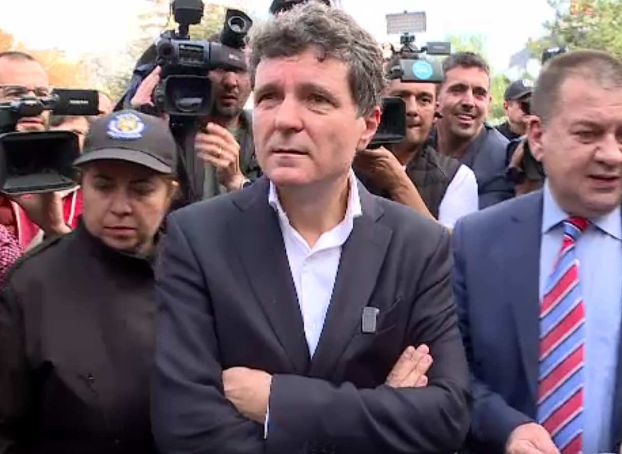 Dispută mascată între Marcel Ciolacu și Nicușor Dan pe tema referendumului: „Schimbăm legile chiar după fiecare?"