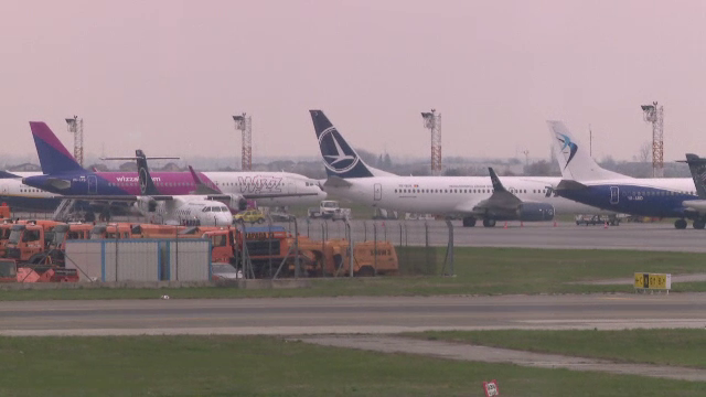 Competiția pe zborurile interne crește. Ce oferte de călătorii fac cele mai importante companii aeriene