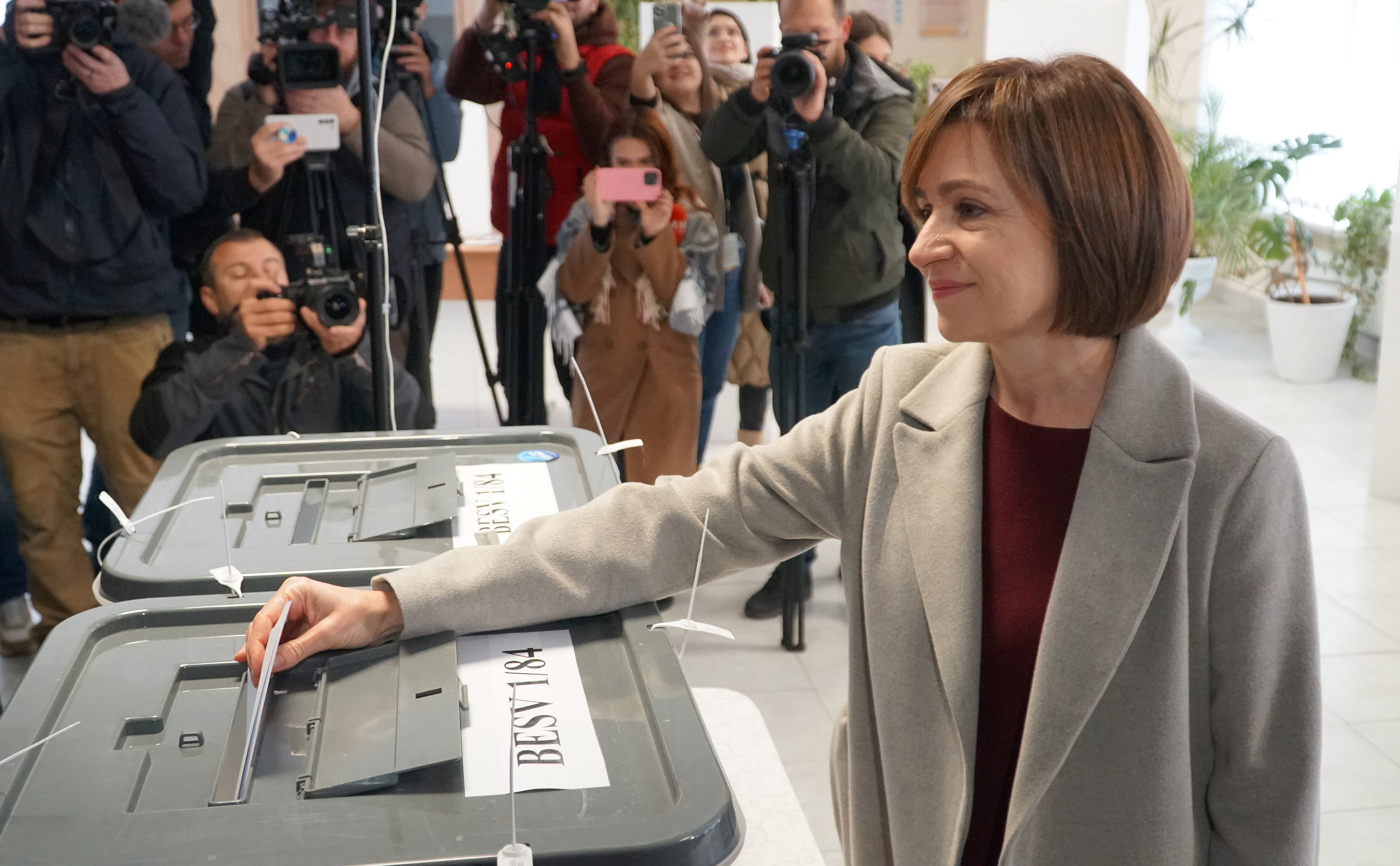 Maia Sandu acuză un „atac mizerabil'' asupra suveranităţii ţării. „Bandiţii vor cu orice preţ să revină la putere”