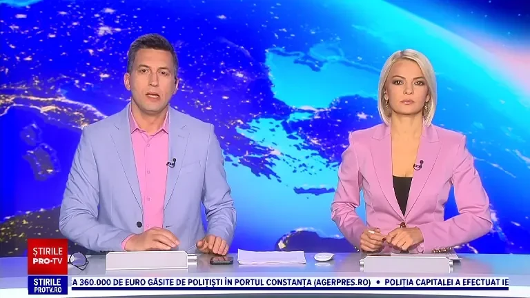 O familie a ajuns la spital după ce bunicul s-a răsturnat cu mașina, într-un sens giratoriu din Timiș. Greșeala șoferului