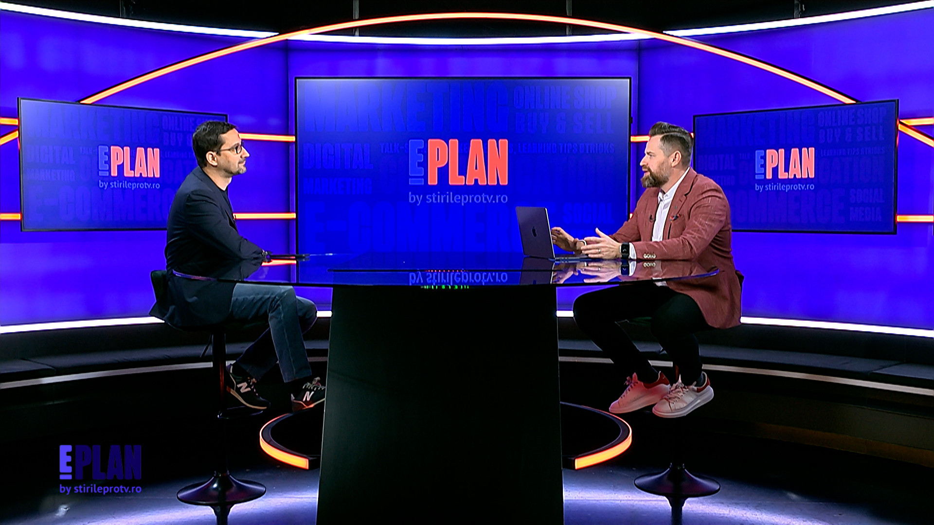 Evoluția comerțului online din România în 2024: Datele oferite de iSense Solutions