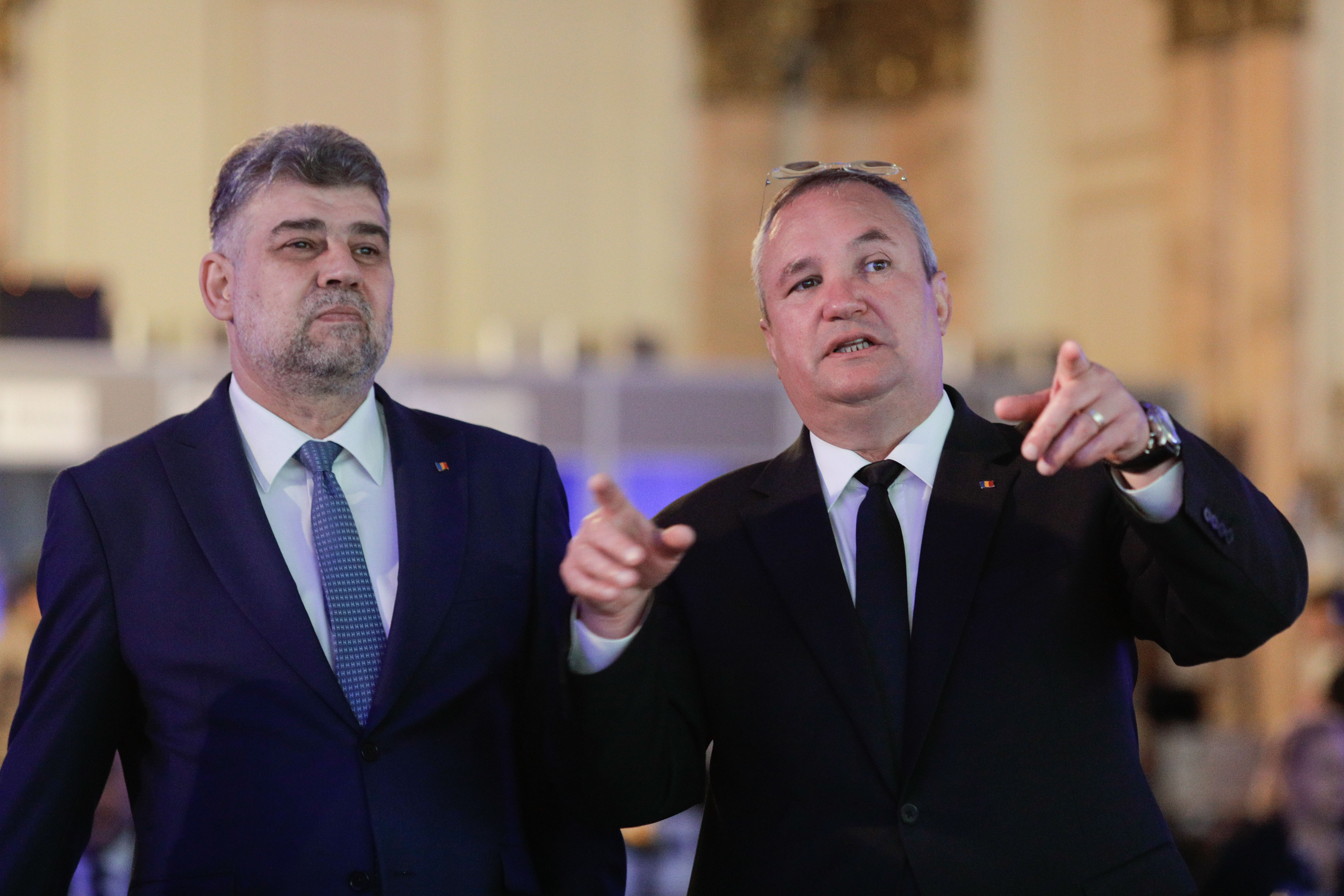 Guvernul a desecretizat sumele plătite de foștii premieri Nicolae Ciucă și Marcel Ciolacu pentru zborurile oficiale