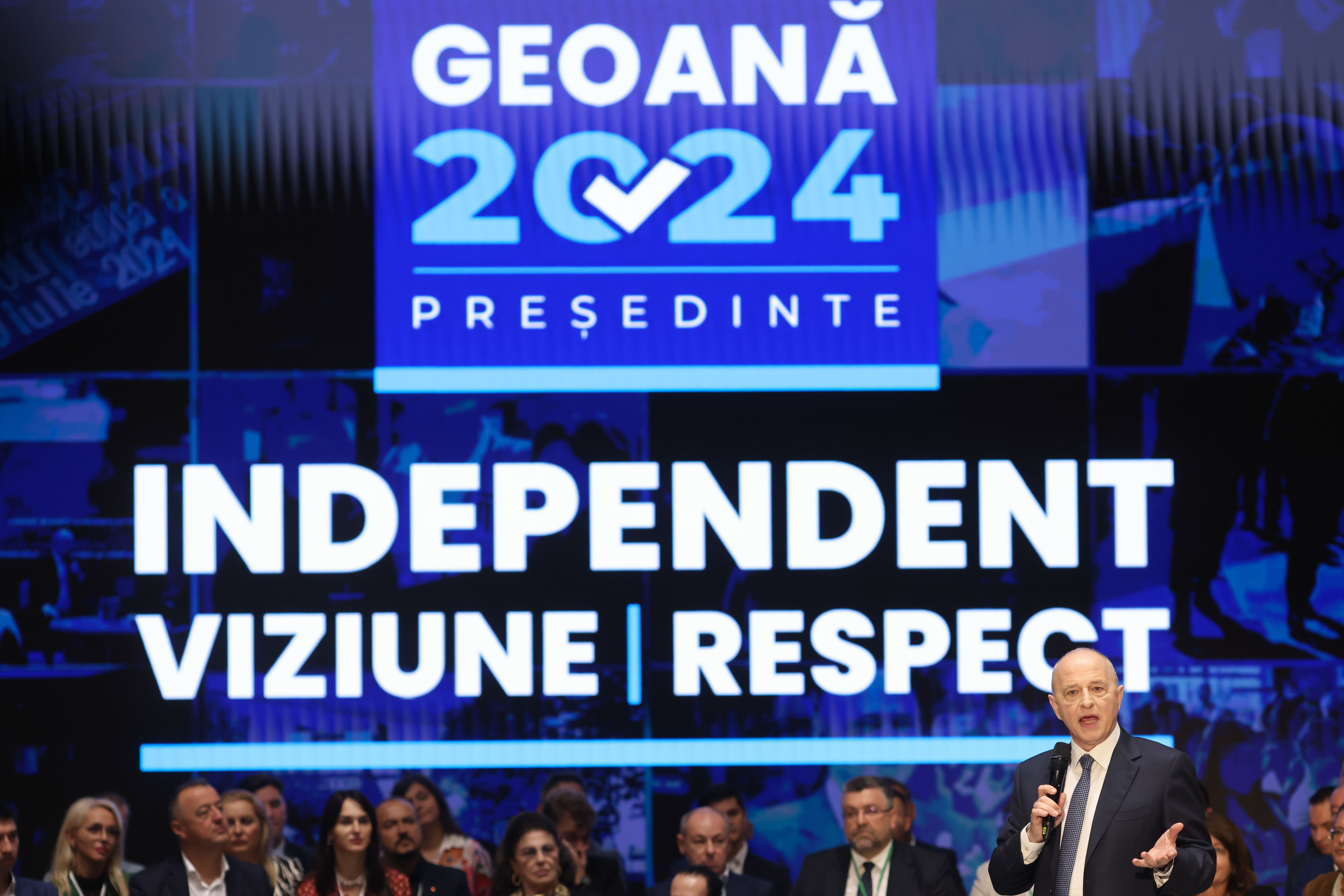 Cine este Mircea Geoană, candidat independent la alegerile prezidențiale 2024. A condus PSD 5 ani de zile și a stat 5 în NATO