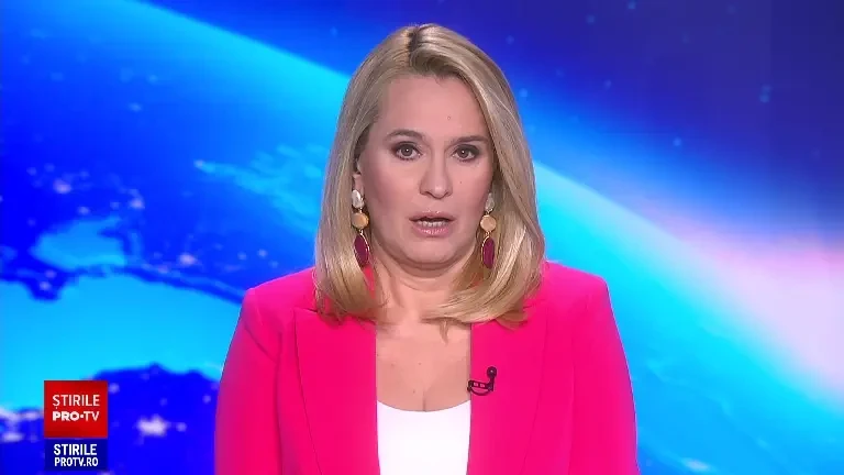 Momentul în care adolescentul din Iași este electrocutat, după ce s-a urcat pe un vagon de tren, surprins de camere