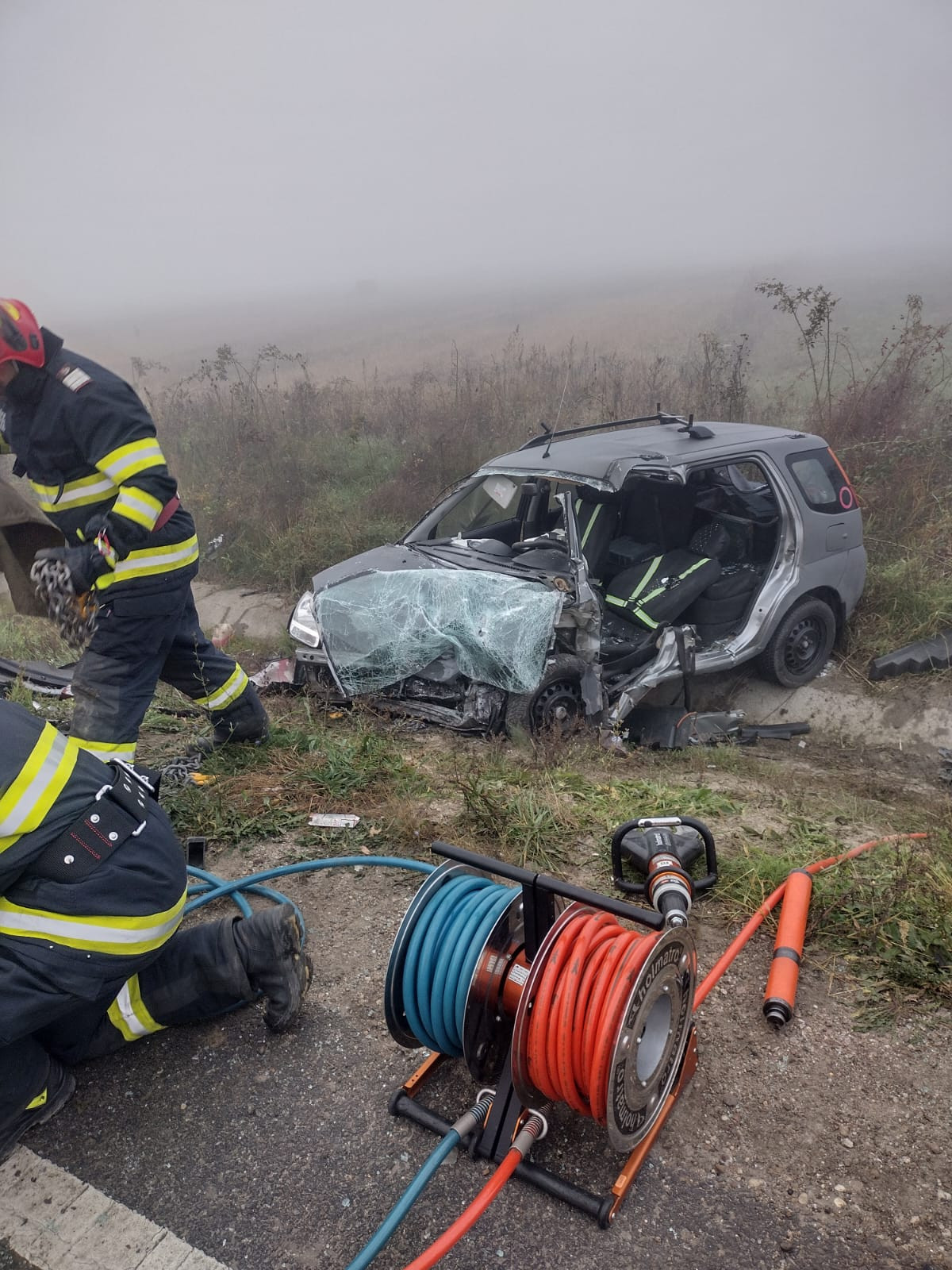 Accident cu patru maşini pe DN 76, în Bihor. Doi bărbați au murit. FOTO