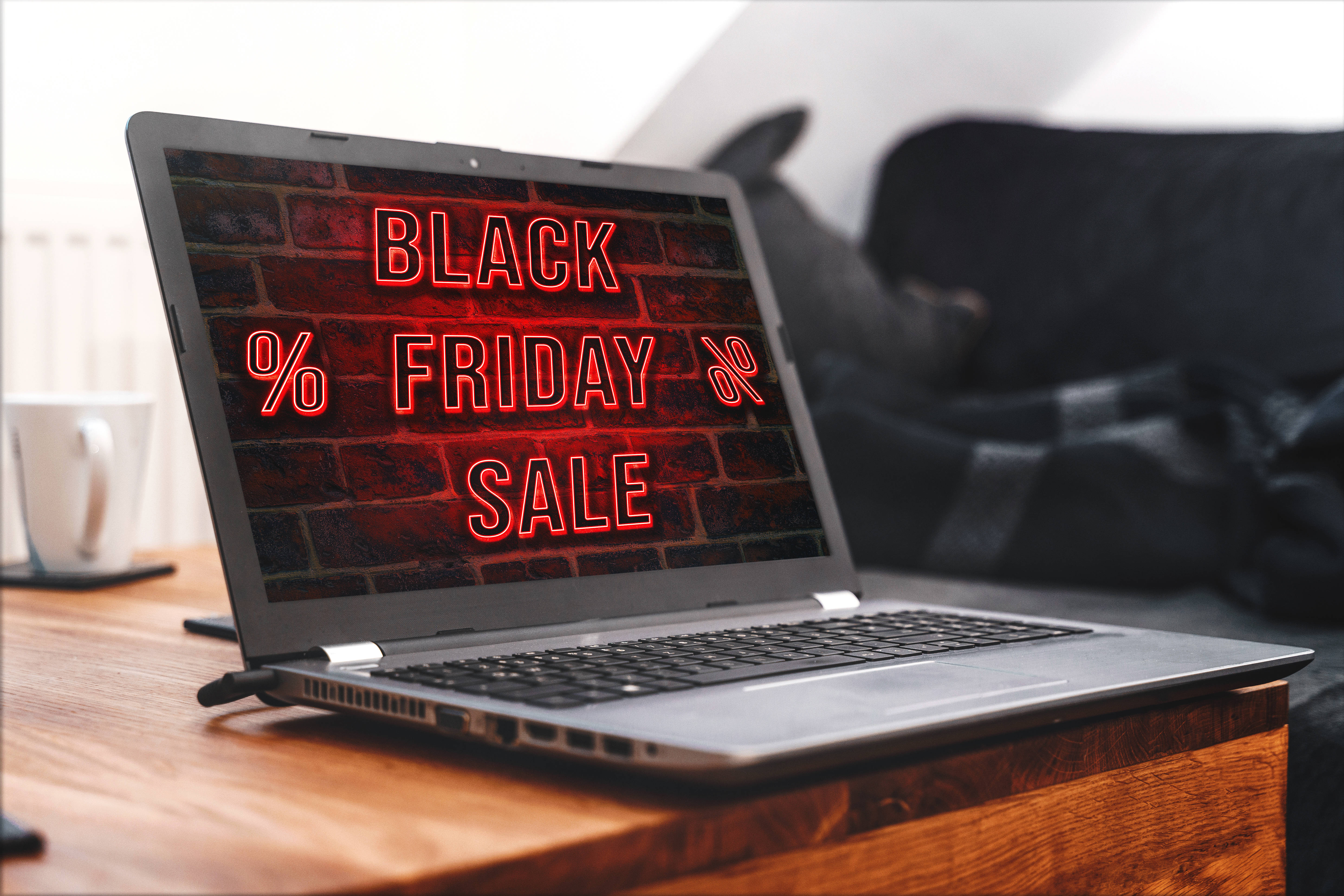 Cele mai bune oferte de Black Friday 2025 la telefoane, televizoare, laptopuri și alte gadget-uri. Unde sunt reduceri mari