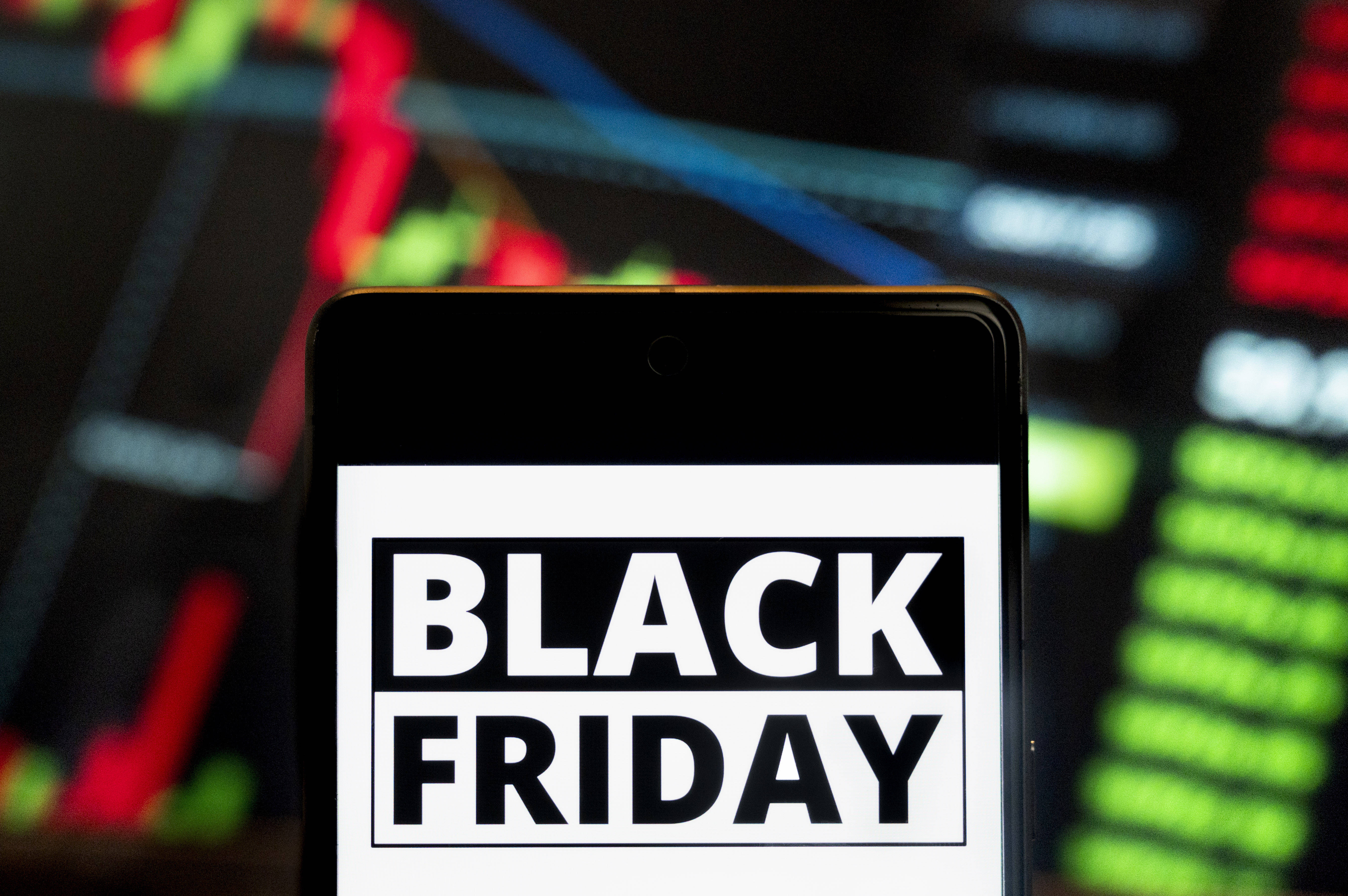 Black Friday 2024. Atenție la plățile în rate, pe care aproape toate magazinele le pun la dispoziția clienților