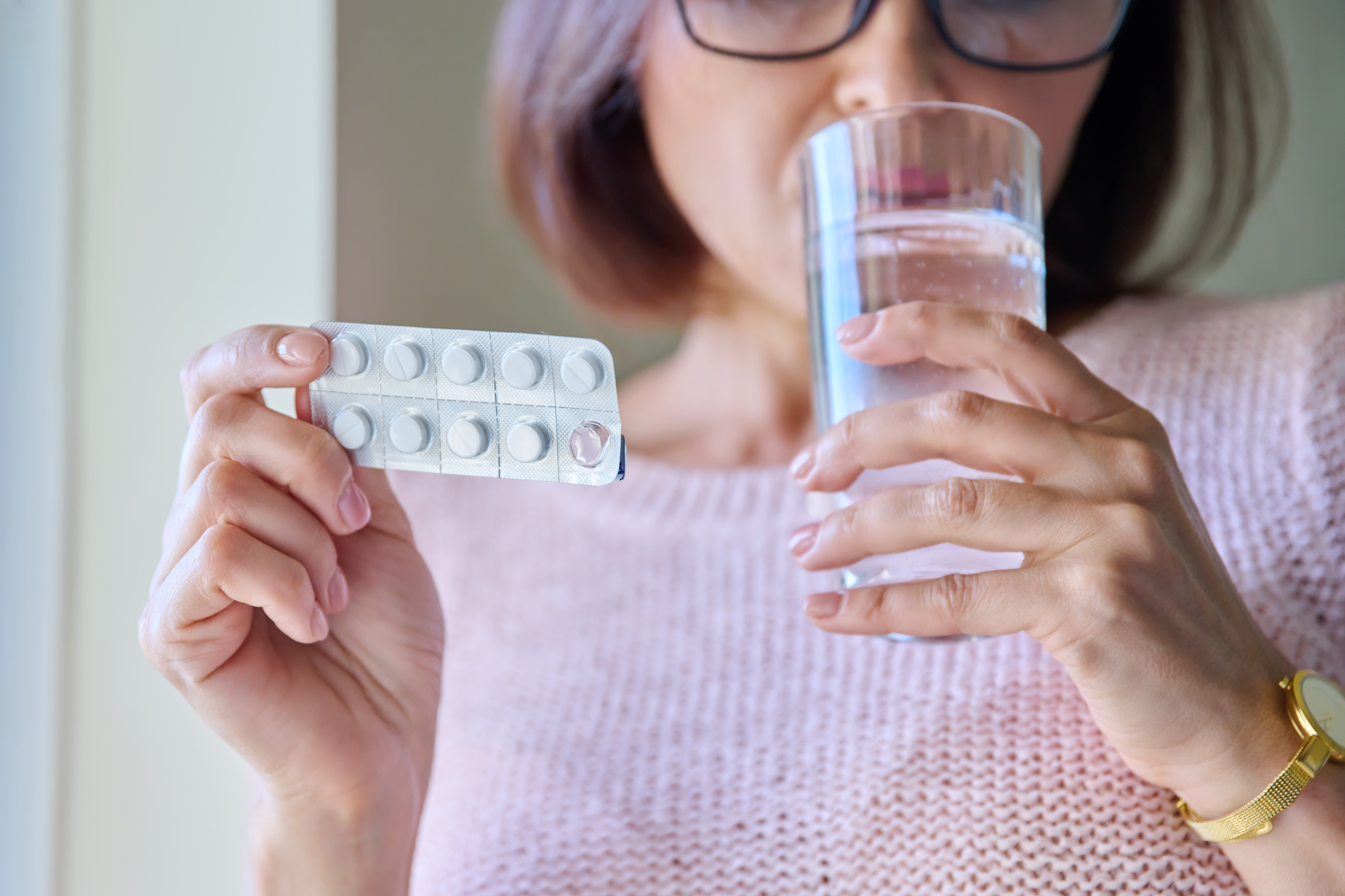 (P) Beneficiile tratamentului de substituție hormonală la menopauză