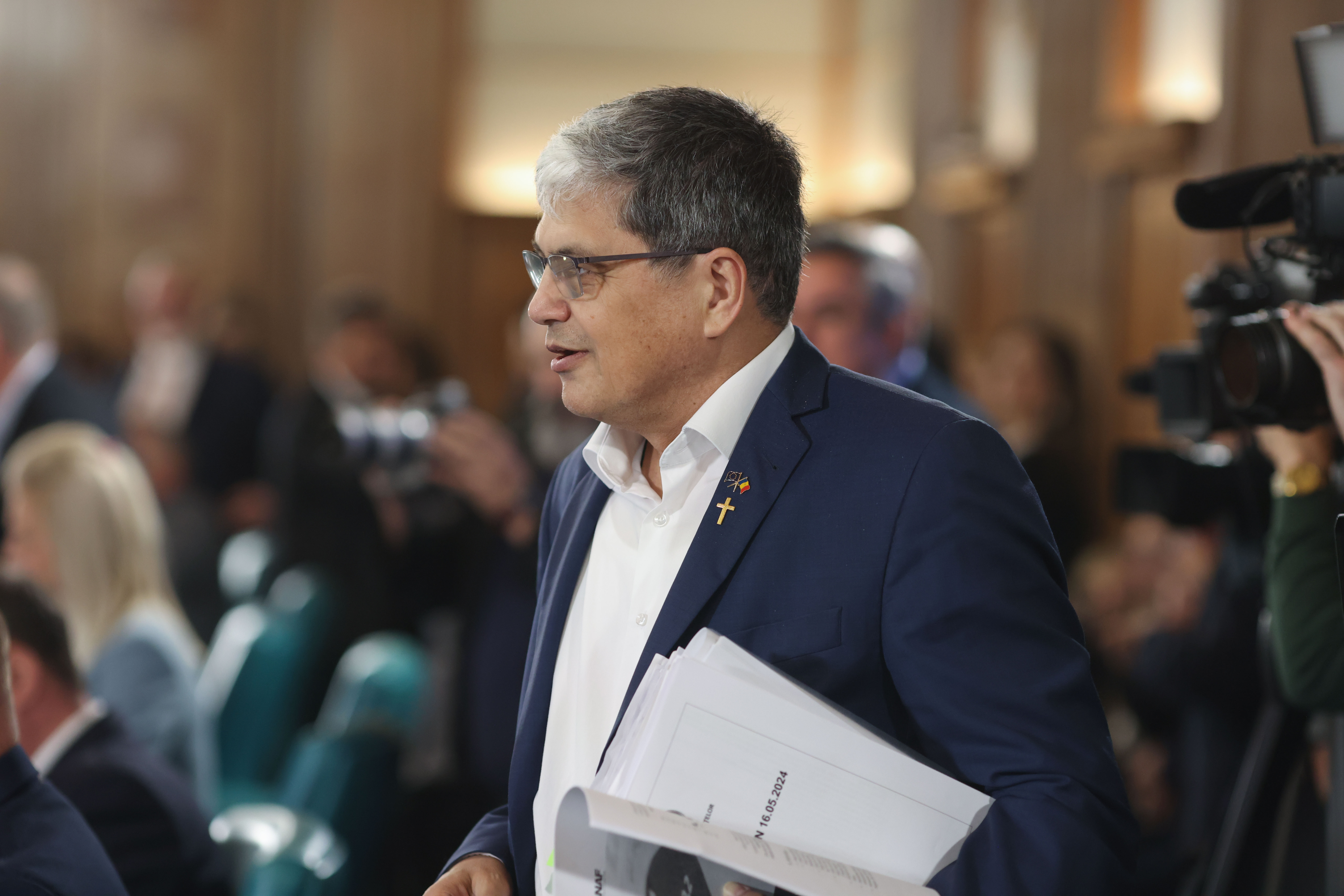 Marcel Boloş: România a cerut Comisiei să nu reducă pragul pentru microîntreprinderi. Măsura nu ar aduce bani în plus