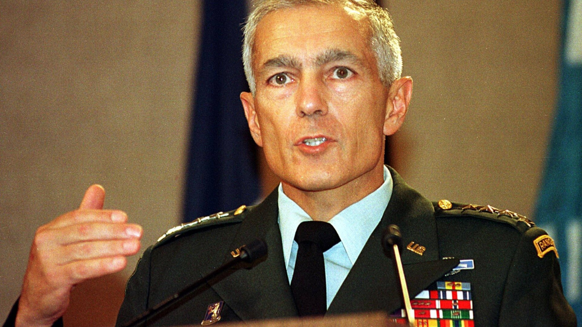 Wesley Clark, fost Comandant Suprem NATO în Europa: “Cum ar reacționa SUA dacă ar apărea o criză bruscă în țările baltice?"
