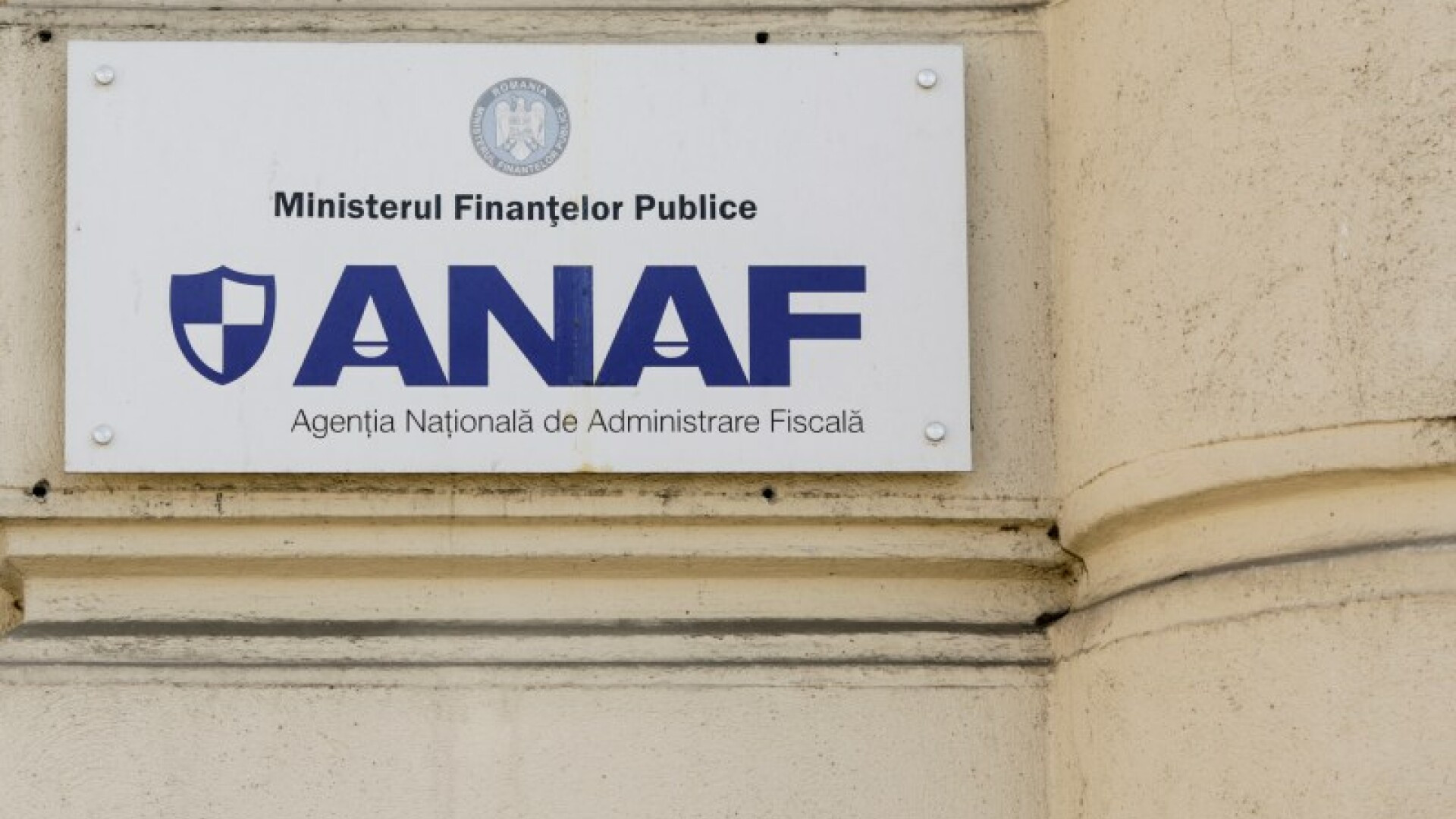 Angajații ANAF vor încasa prime cât 3 salarii pentru "performanțe excepționale" din controale și executări