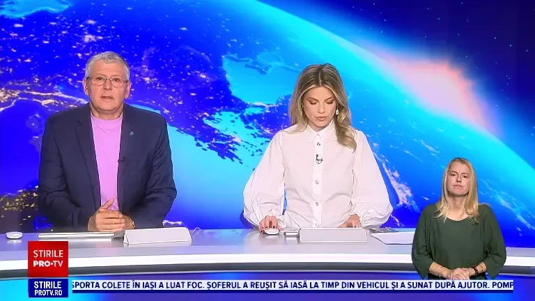 „Luminația” a atras mii de oameni în cimitirele din Transilvania. Un concert simfonic a avut loc la Cluj