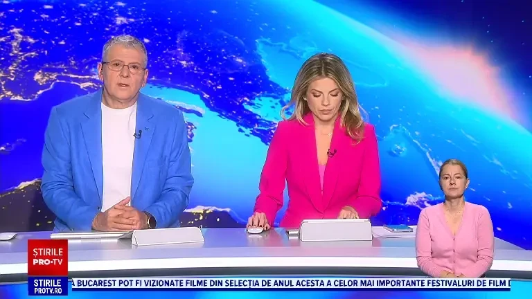 Incendiu violent în Suceava. O bătrână de 78 de ani a ajuns la spital, după ce i-a luat foc locuința