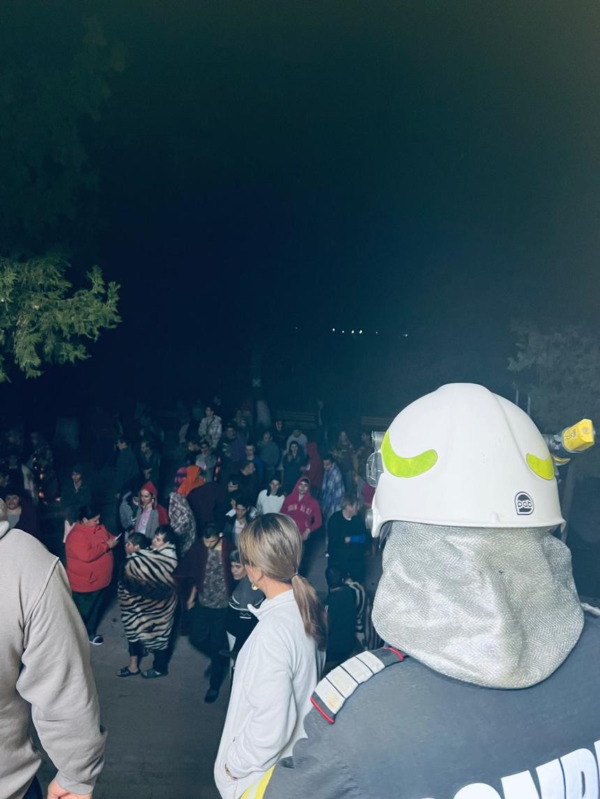 Alertă de incendiu la Centrul de Îngrijire Videle, 75 de pacienți evacuați din clădirea plină de fum