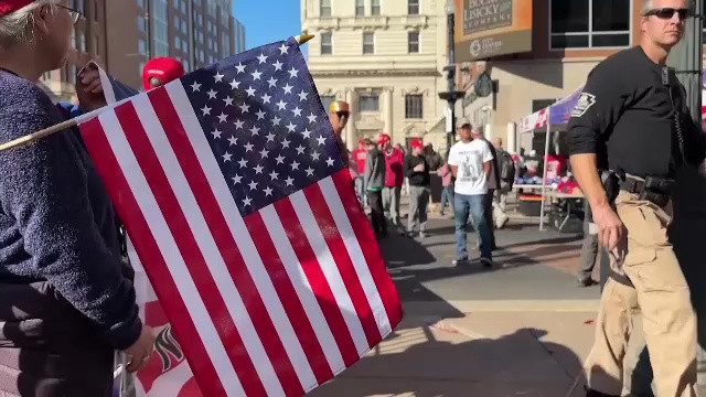 Alegeri prezidențiale în SUA 2024. Măsuri de protecție fără precedent: agenți bine înarmați, drone și geamuri anti-glonț