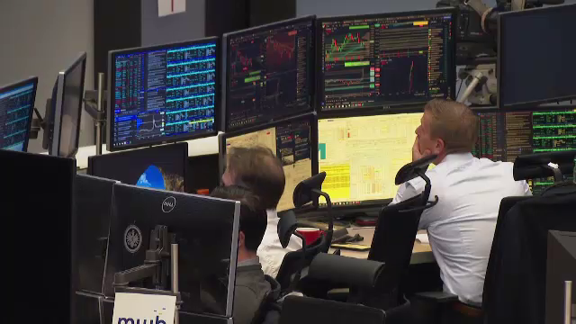 Victoria lui Trump se vede și pe bursă. Wall Street a deschis pe creștere, dolarul și criptomonedele s-au apreciat