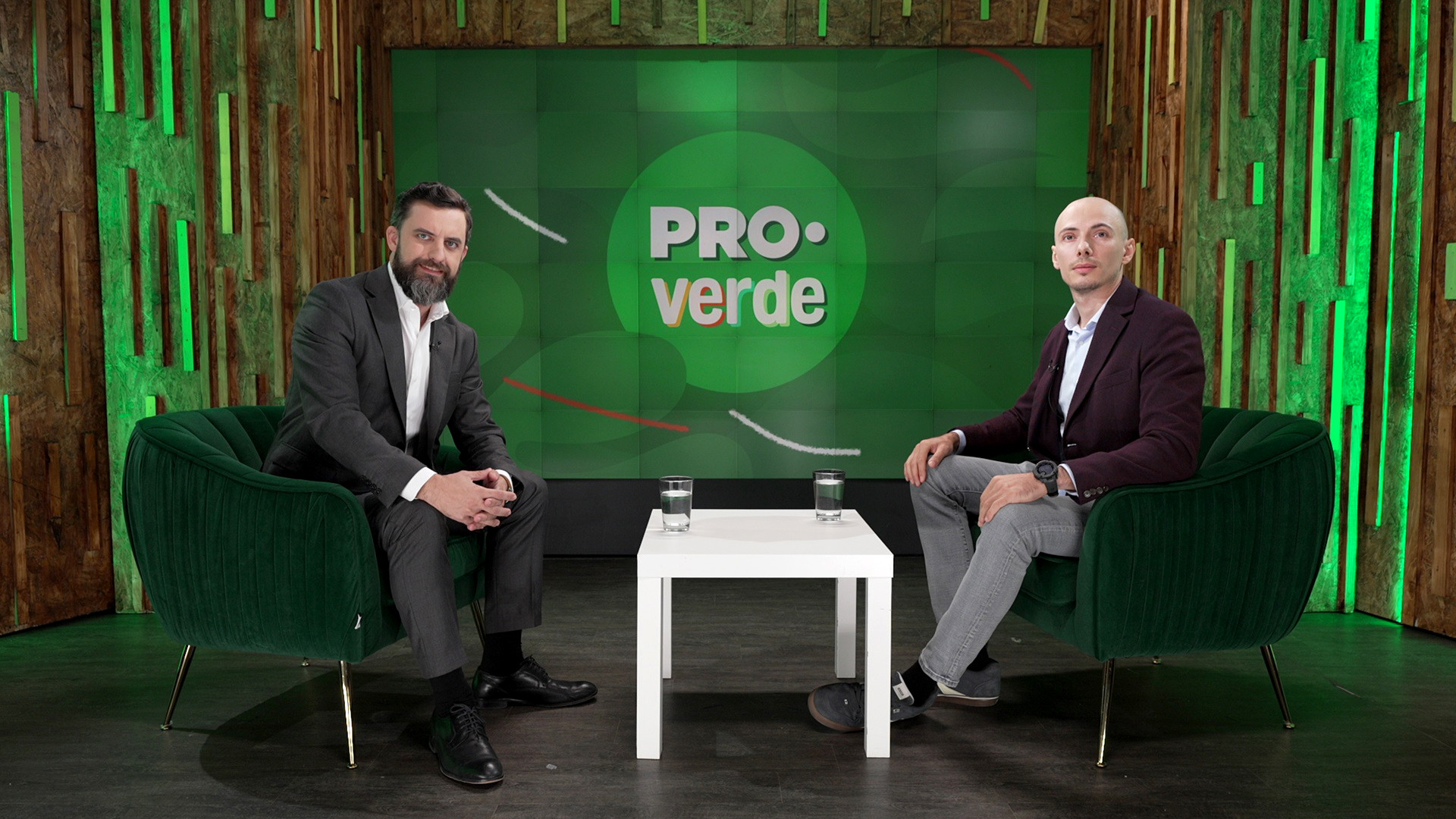 Documentarul „România Sălbatică” devine “material didactic”. Peste 350.000 de elevi din țară l-au văzut până acum