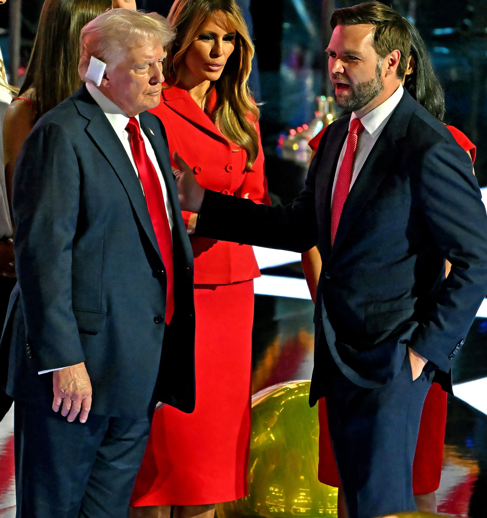 BBC: Melania Trump, o primă-doamnă enigmatică care ar putea să fie altfel de data aceasta. FOTO