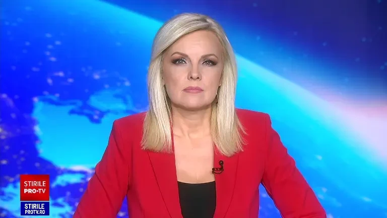 Cine este Bernadette, a cărei hologramă bântuie Cartierul Roșu din Amsterdam. Misterul macabru nedeslușit de 15 ani