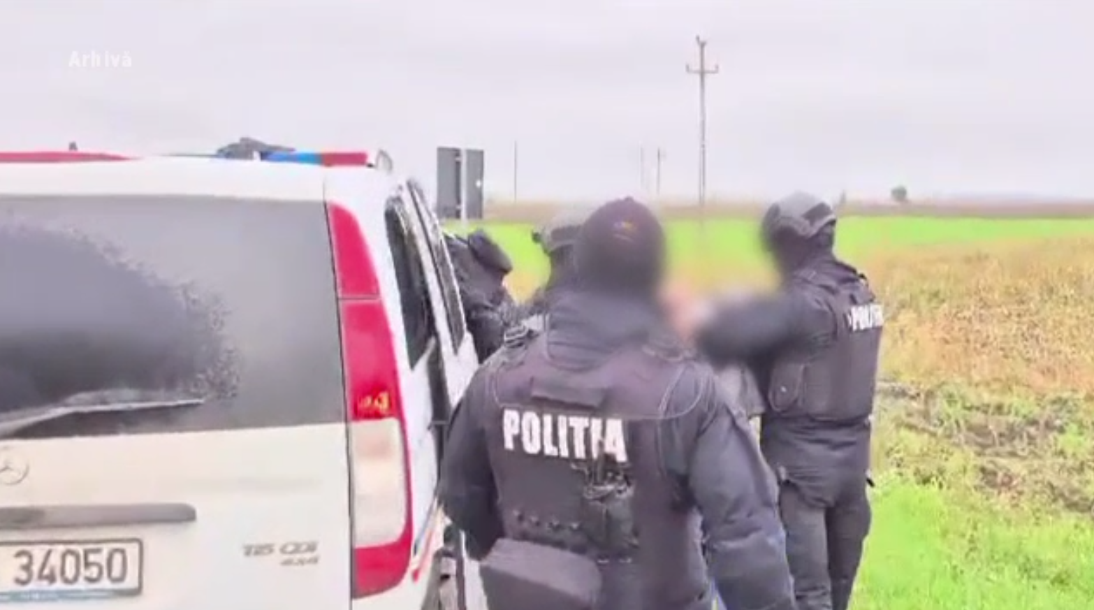 O româncă și un neamţ, care ar fi ucis o femeie în Germania, prinși la noi în țară. Ce a descoperit Poliția în mașina lor