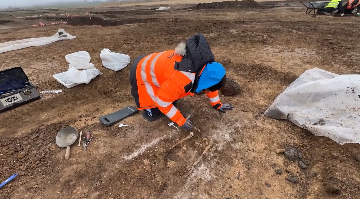 Descoperirea făcută pe șantierul căii ferate Timişoara-Arad. Are o întindere de trei kilometri | FOTO