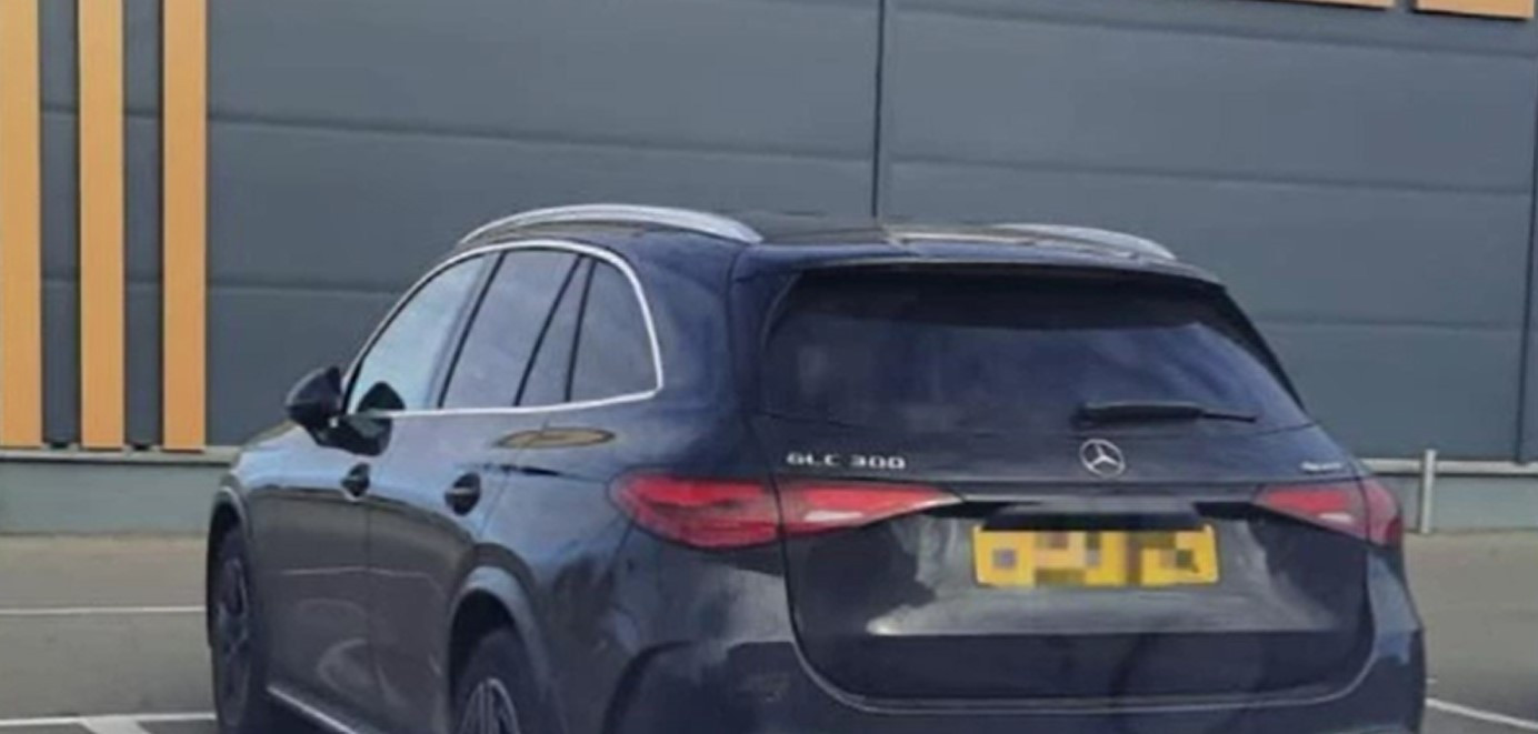 Metoda prin care 6 mașini de lux închiriate în UK au "dispărut" fără urmă în România. S-a lăsat cu un profit uriaș