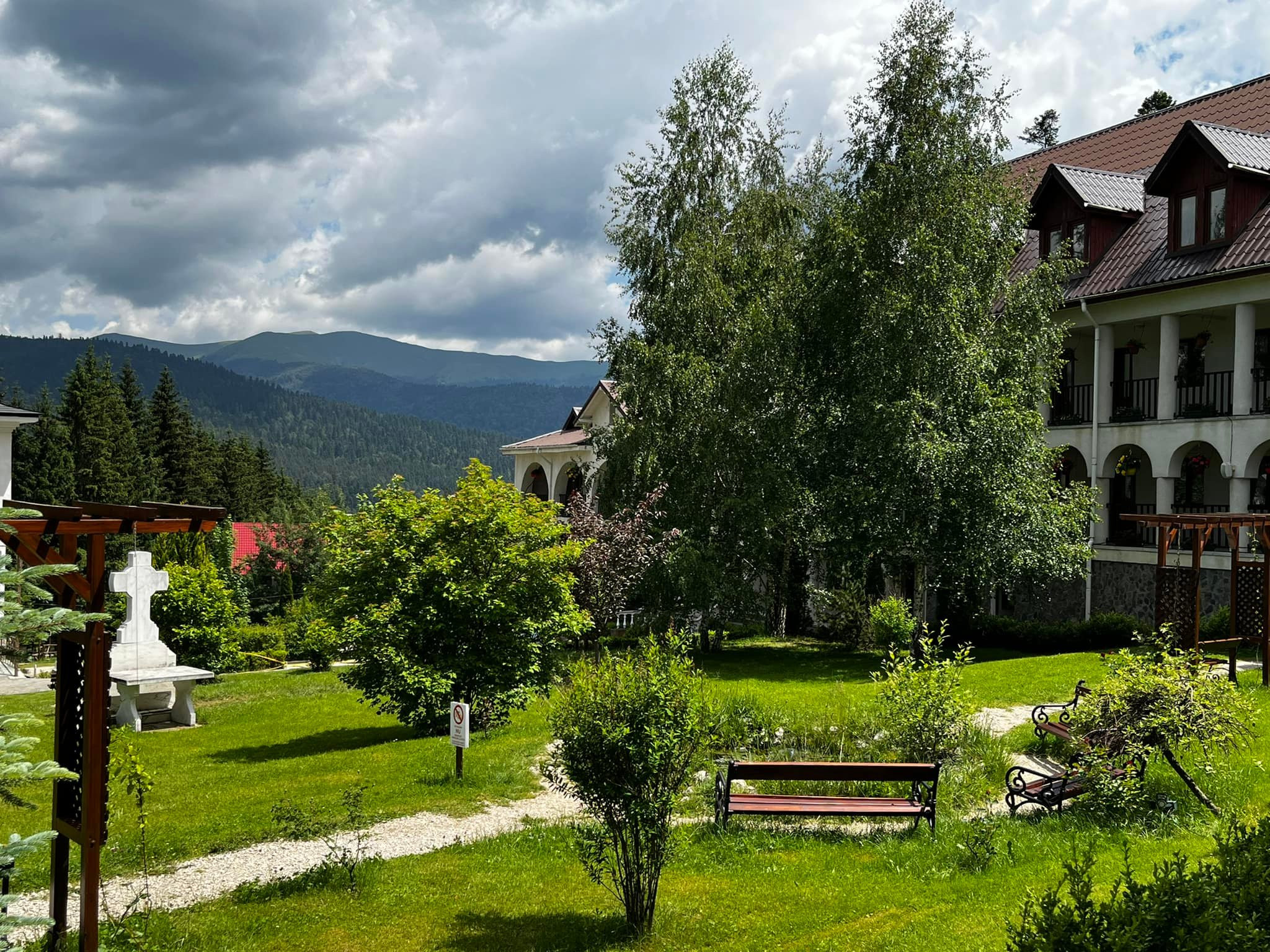 Mănăstirea Caraiman