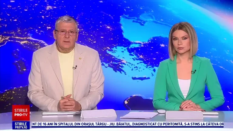 Zăpada i-a luat prin surprindere pe șoferi. Mulți s-au oprit de teamă că nu vor putea înainta. „Nu poți să mergi, ninge tare”