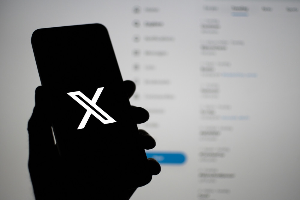 Reţeaua de socializare X a fost afectată de mai multe pene la nivel mondial. Elon Musk dă vina pe un atac cibernetic
