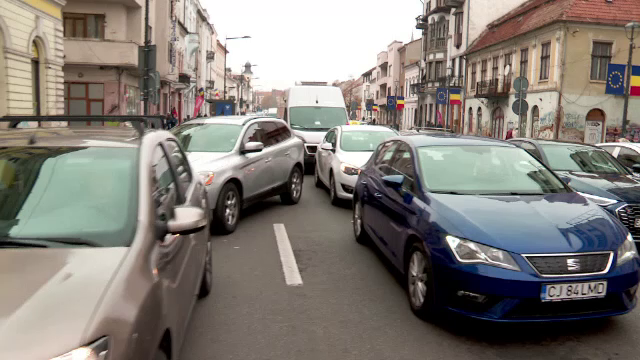 Străzile din România sunt cele mai aglomerate din lume. Cum poate fi diminuat stresul la volan
