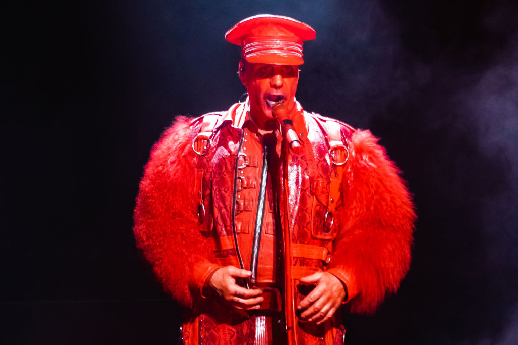 Till Lindemann, solistul celebrei trupe Rammstein, concert la București. Interzis persoanelor sub 18 ani