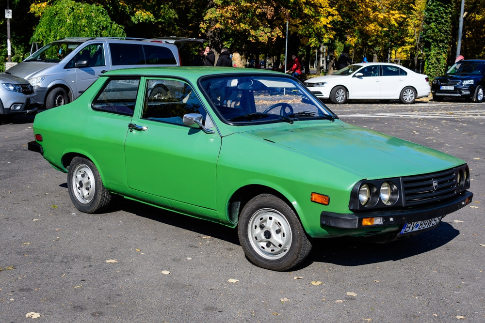 Un bărbat din Sibiu s-a judecat cinci ani cu Primăria pentru Dacia 1310 care i-a fost confiscată, sub motiv că a abandonat-o