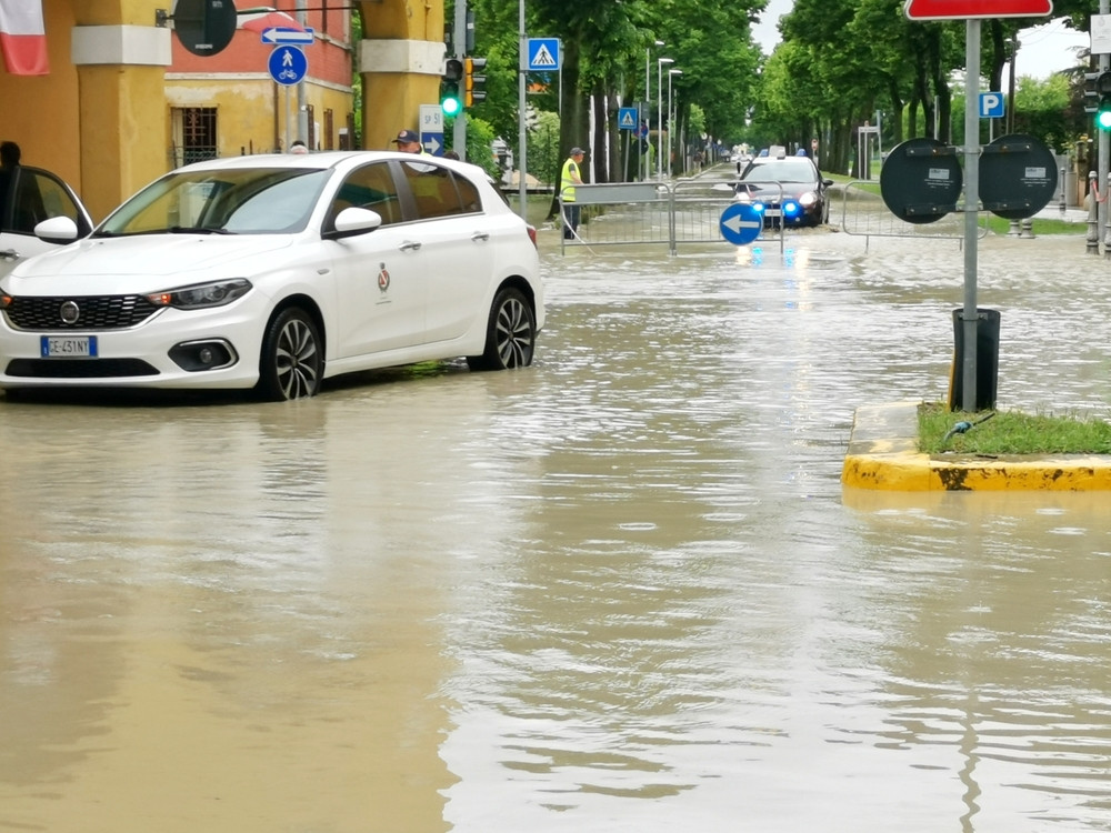 MAE, atenţionare de călătorie pentru Italia. A fost emis cod galben de ploi în Sicilia