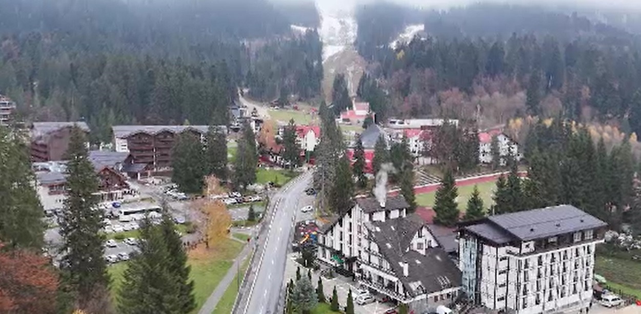 Sărbători de iarnă pe Valea Prahovei sau în Poiana Brașov. Cât costă un pachet de Crăciun sau de Revelion pentru o persoană