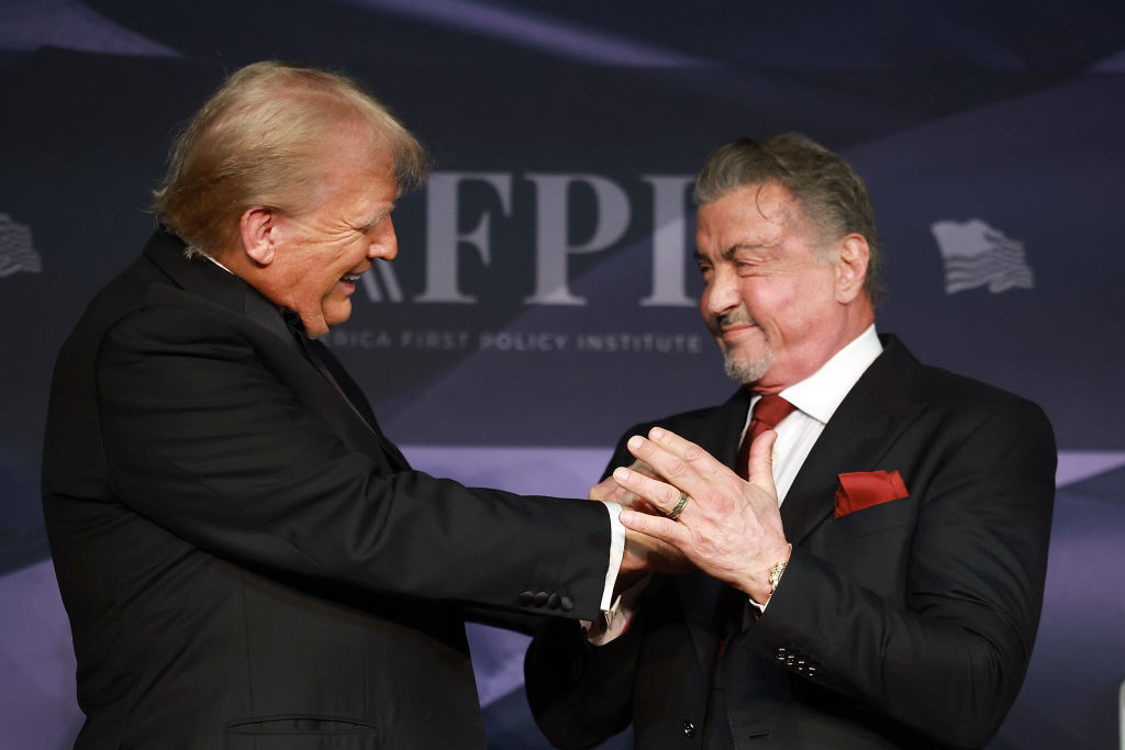 Sylvester Stallone îl compară pe Trump cu George Washington: „Nimeni altcineva nu putea face ce a făcut el”
