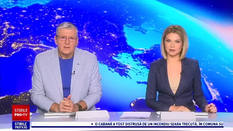 O șoferiță de 20 de ani s-a răsturnat cu mașina în Pitești. A pierdut controlul volanului într-un sens giratoriu