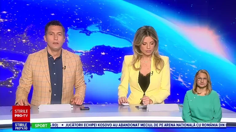 O mașină s-a răsturant pe un drum drept și cu vizibilitate în Vaslui. A fost nevoie de intervenția pompierilor