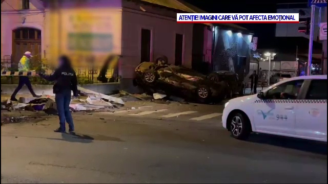 Un nou accident în centrul Piteștiului, chiar în intersecția în care șapte persoane au fost rănite și patru mașini distruse