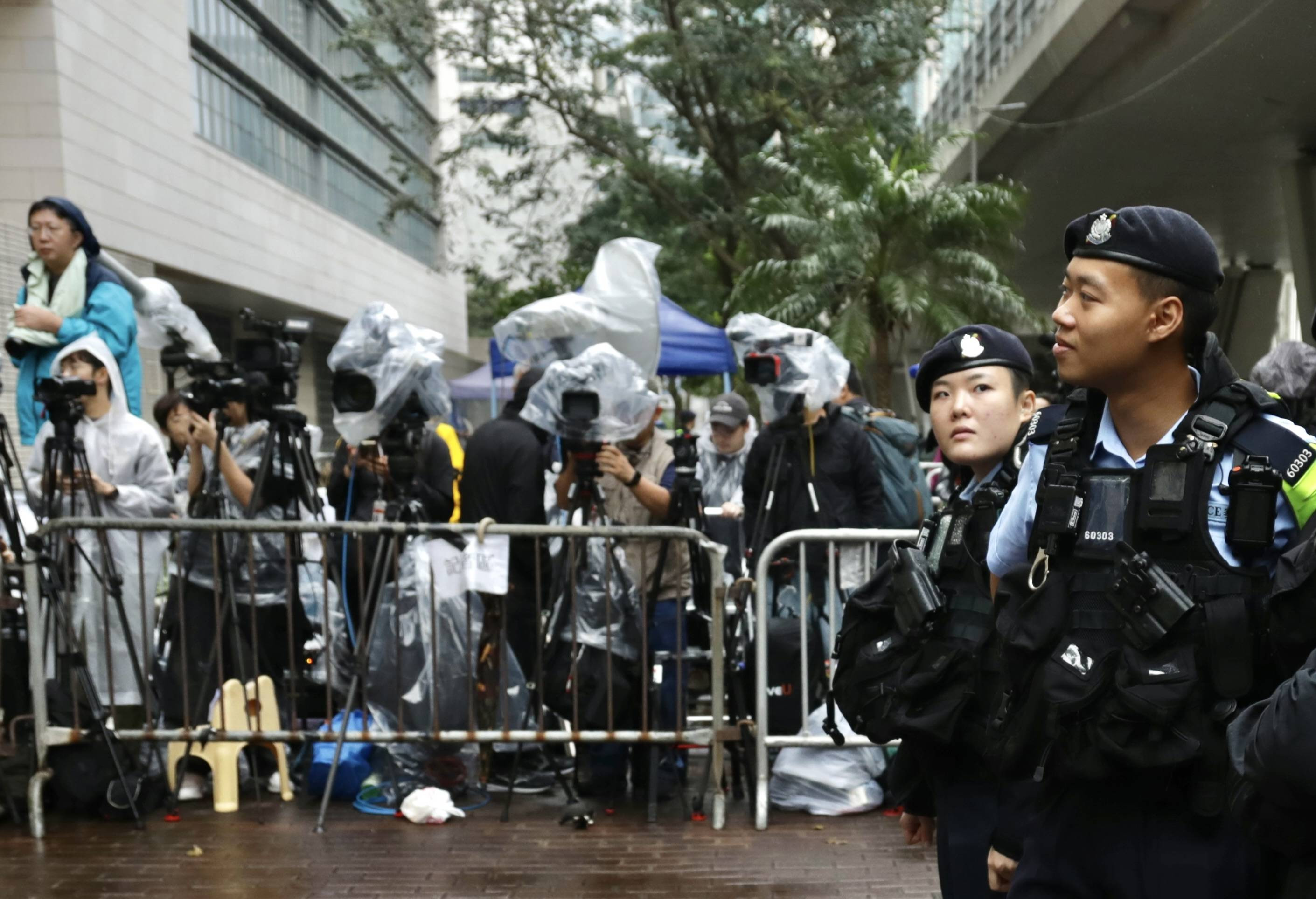 Militanți pro-democrație, băgați la închisoare în Hong-Kong. „Subversiunea” pusă în practică