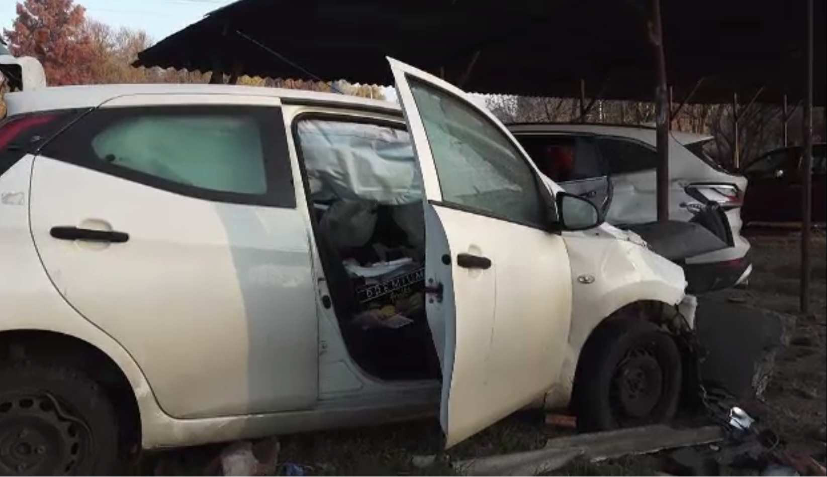 Șoferul care a lovit mai multe mașini și a rupt o țeavă de gaze a scăpat fără dosar penal. Ce le-a spus polițiștilor