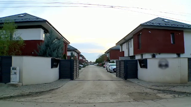 Locuitorii unui complex rezidențial din Mogoșoaia sunt terorizați de hoți. „Avea mască chirurgicală pe față”