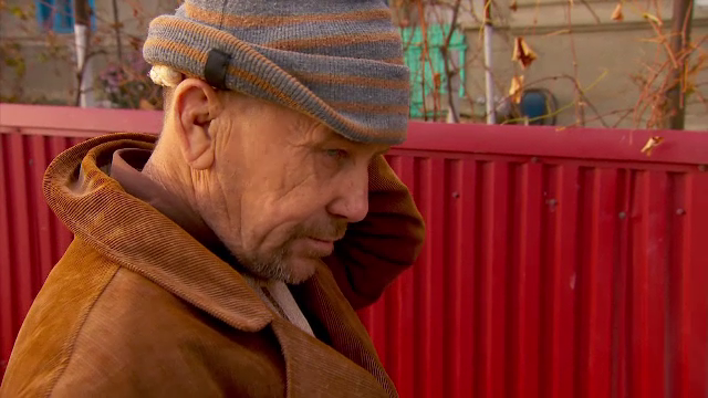 Doi frați din Iași s-au certat pentru averea moștenită de la părinți. Cel mare a fost atacat cu o secure