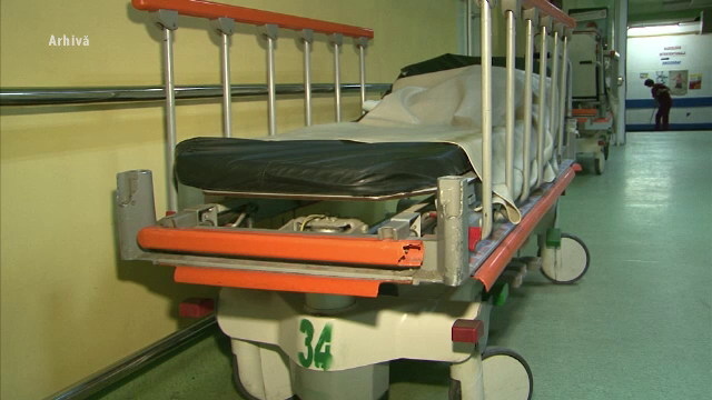 Un spital din Iași a fost amendat după ce un brancardier a murit în timp ce era în comă alcoolică la serviciu