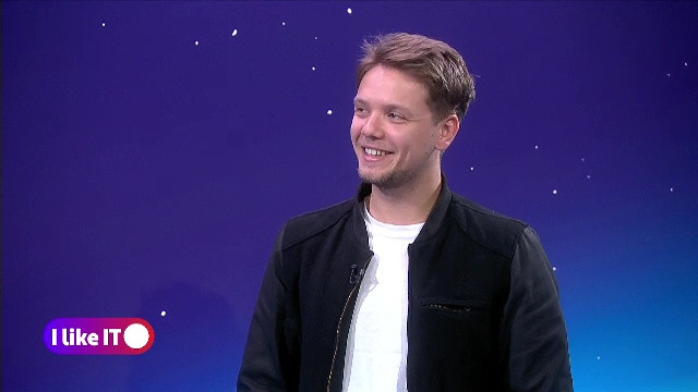 Om serios, vorbește în rime, iar publicul îl adoră. Sergiu Smerea, invitat la iLikeIT