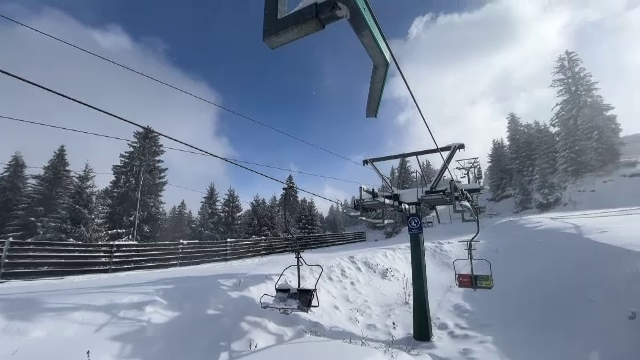 Pârtia din stațiunea Păltiniș se deschide mai devreme pentru iubitorii de sporturi extreme. Cât costă un skipass