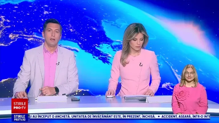 S-a dat alarma pe DN 28. O cisternă care transporta alcool a luat foc în mers. Cauza incendiului ar fi o defecţiune