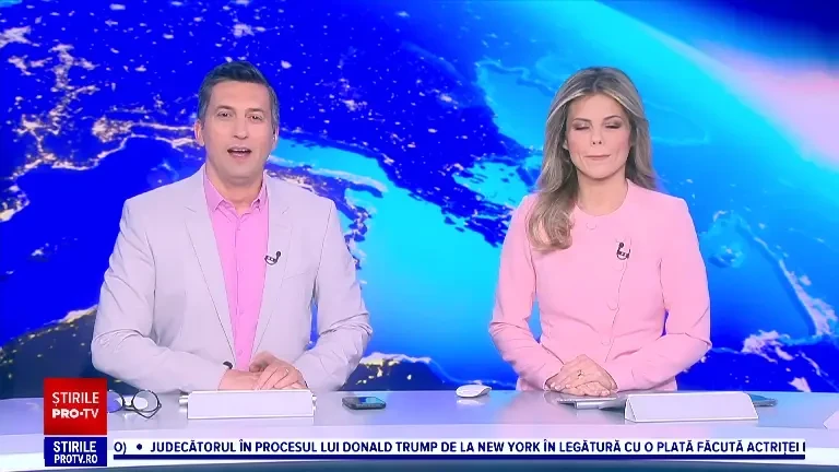 Pregătirile pentru Crăciun sunt în toi la Vatican. A fost instalat un brad înalt de 29 de metri și greu de 5 tone