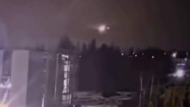 Un avion s-a prăbușit lângă capitala Lituaniei. A căzut deasupra unei case